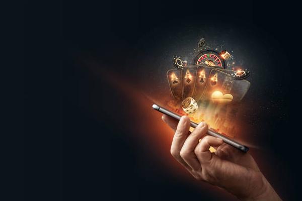 How User Feedback Helps Compare Different casinò non aams Platforms