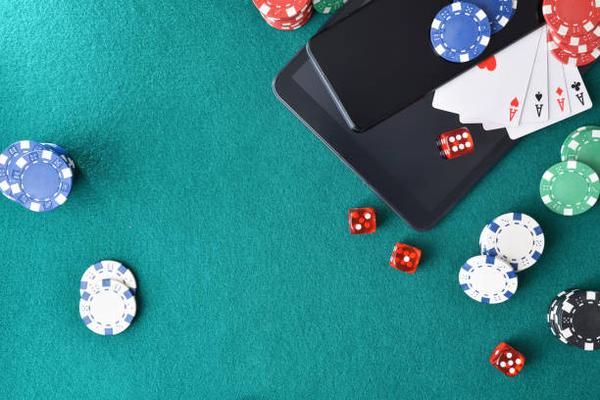 What to Know About Poker Variants Before Choosing a ポーカー アプリ